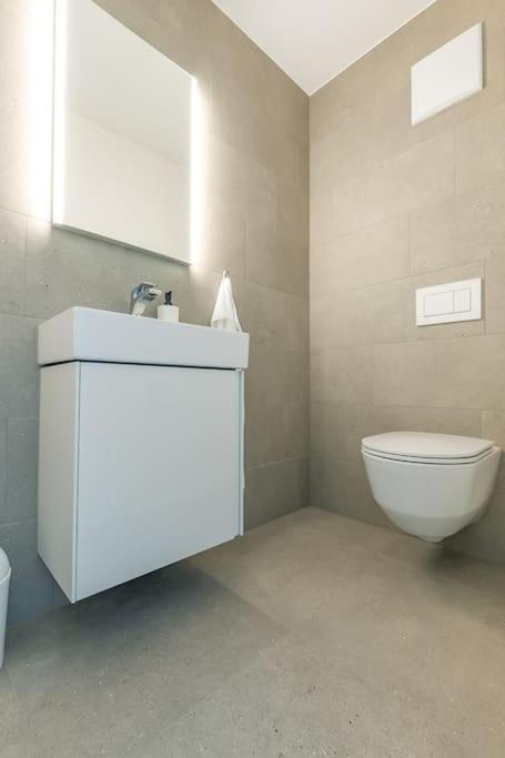 Apartment Niesen - Aare Jungfrau Ag